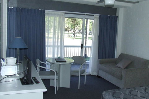 Dalby Manor Motor Inn - Kempsey Accommodation 37