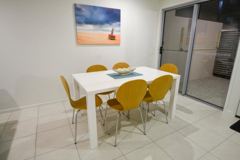 Direct Collective - Breeze On Brightwater - Kempsey Accommodation 26