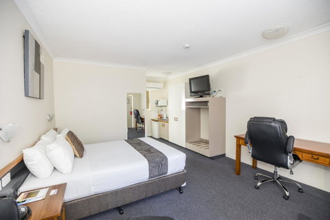Emerald Maraboon Motor Inn - Kempsey Accommodation 22