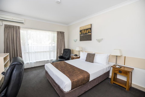 Emerald Maraboon Motor Inn - Kempsey Accommodation 37