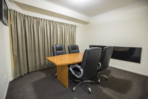Emerald Maraboon Motor Inn - Kempsey Accommodation 12