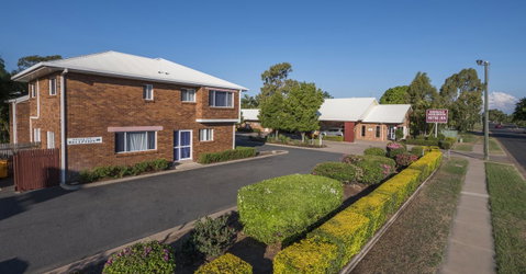 Emerald Maraboon Motor Inn - Kempsey Accommodation 5