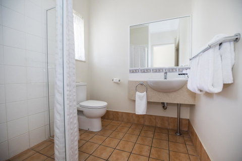 Emerald Maraboon Motor Inn - Kempsey Accommodation 38