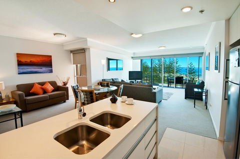 Reflections Tower Two - Kempsey Accommodation 13