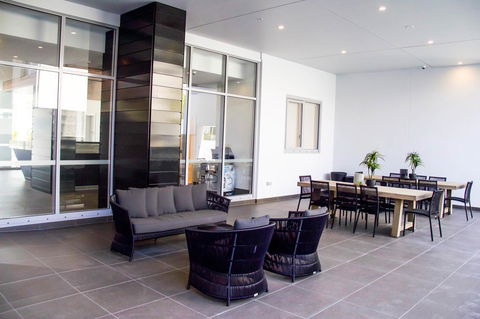 Synergy Broadbeach - Official - Kempsey Accommodation 21