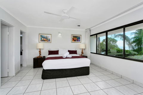 Roydon Beachfront Apartments - Kempsey Accommodation 2