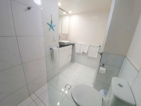 Broadbeach Holiday Apartments - Kempsey Accommodation 8