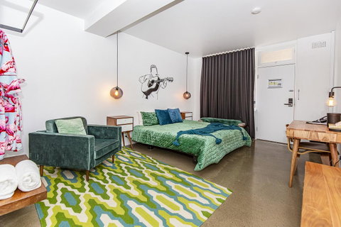 The Pink Hotel Coolangatta - Kempsey Accommodation 28