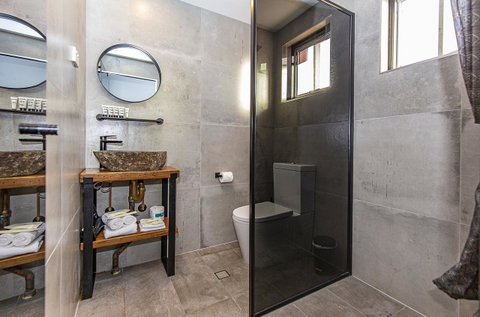 The Pink Hotel Coolangatta - Kempsey Accommodation 22