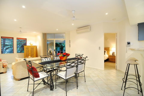 Oasis At Palm Cove - Kempsey Accommodation 21