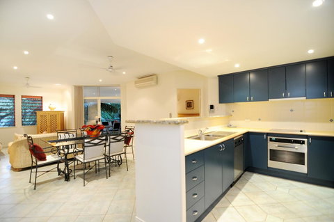 Oasis At Palm Cove - Kempsey Accommodation 12