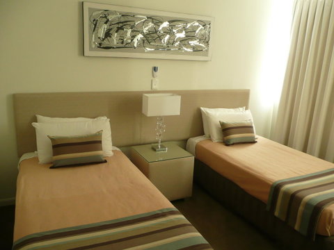Grosvenor Beachfront Apartments Surfers Paradise - Kempsey Accommodation 20