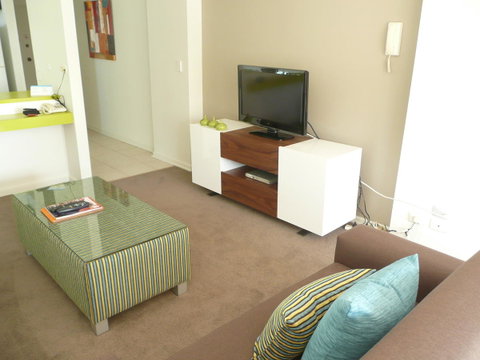 Grosvenor Beachfront Apartments Surfers Paradise - Kempsey Accommodation 24
