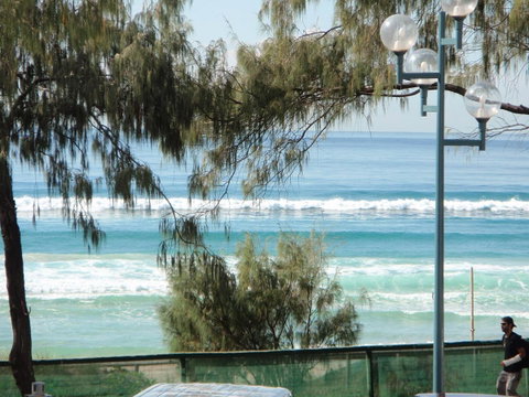 Grosvenor Beachfront Apartments Surfers Paradise - Kempsey Accommodation 11