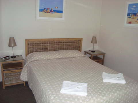 Grosvenor Beachfront Apartments Surfers Paradise - Kempsey Accommodation 13