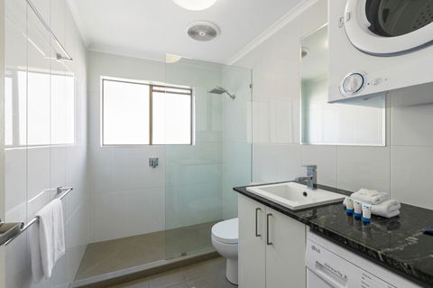 Noosa Place Resort - Kempsey Accommodation 5