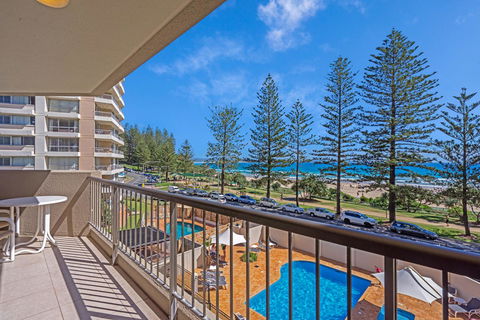 Columbia Beachfront Apartments On Rainbow Bay - Kempsey Accommodation 6