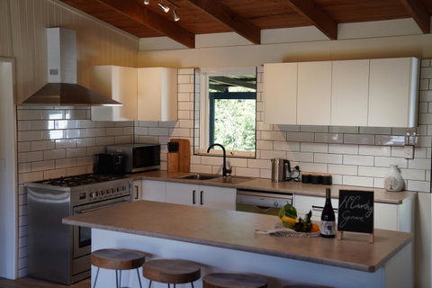 McCarthy Grove Maleny - Kempsey Accommodation 8