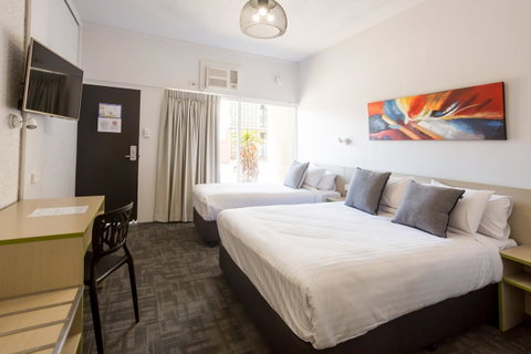Nightcap At Emerald Star Hotel - Kempsey Accommodation 10