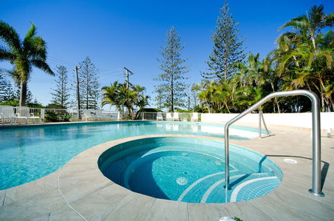 Crystal Bay On The Broadwater - Kempsey Accommodation 11