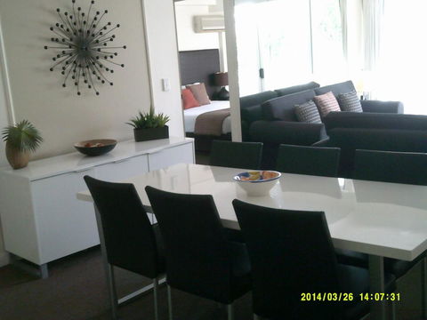 The Phoenician Resort - Kempsey Accommodation 20