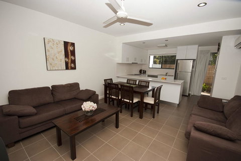 Woodville Beach Townhouse 5 - Kempsey Accommodation 1