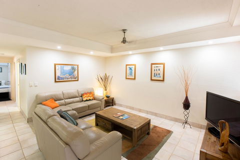 Bermuda Villas - Kempsey Accommodation 2