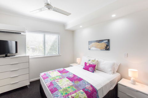 Bermuda Villas - Kempsey Accommodation 6