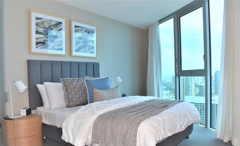 Gold Coast Private Apartments - H Residences, Surfers Paradise - Kempsey Accommodation 3