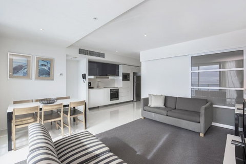 Gold Coast Private Apartments - H Residences, Surfers Paradise - Kempsey Accommodation 20