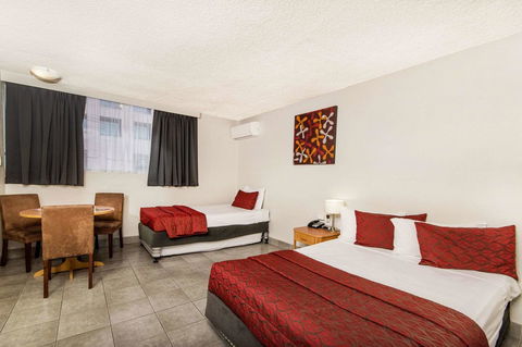 The Robert Towns - Kempsey Accommodation 21