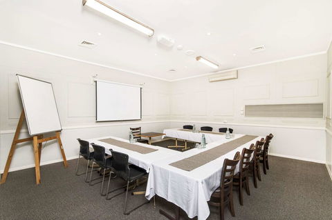 The Robert Towns - Kempsey Accommodation 19
