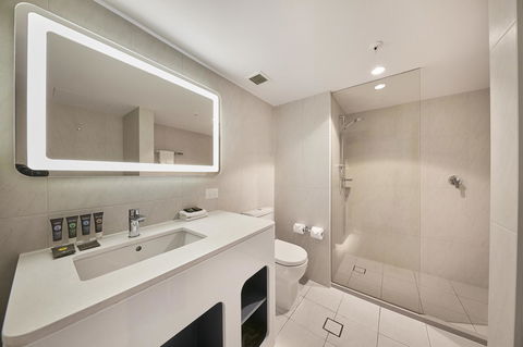 Novotel Surfers Paradise - Kempsey Accommodation 16