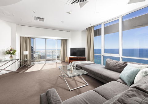 Novotel Surfers Paradise - Kempsey Accommodation 3