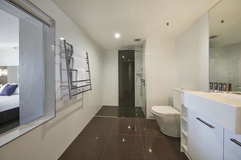 Novotel Surfers Paradise - Kempsey Accommodation 30
