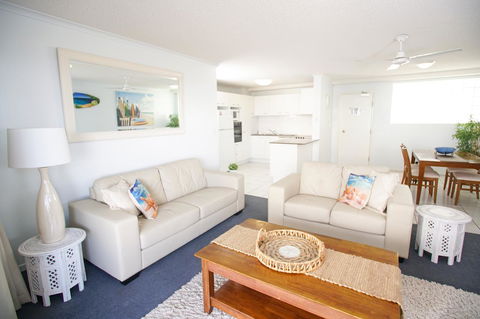 San Marino By The Sea Apartments - Kempsey Accommodation 6