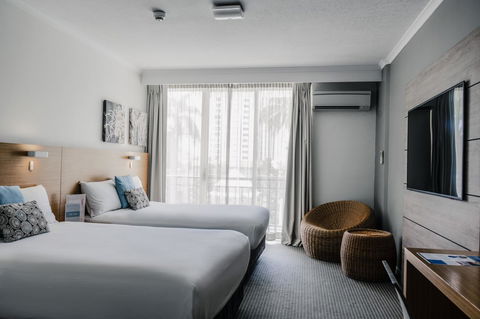 Novotel Cairns Oasis Resort - Kempsey Accommodation 3