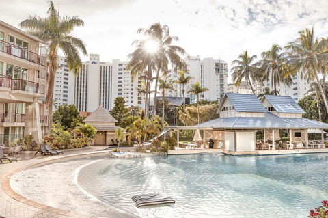 Novotel Cairns Oasis Resort - Kempsey Accommodation 1