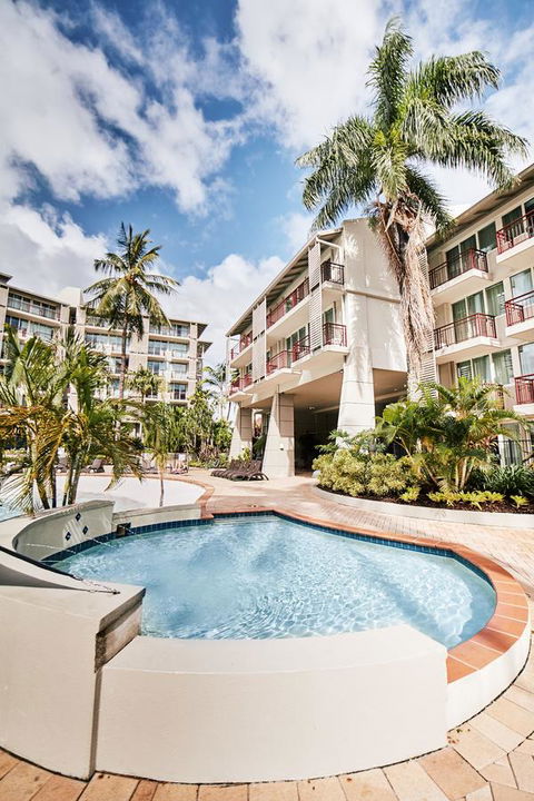 Novotel Cairns Oasis Resort - Kempsey Accommodation 20