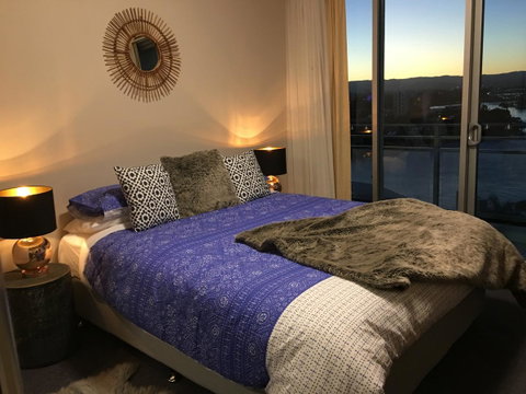 PeepSleep Chevron Towers - Kempsey Accommodation 24