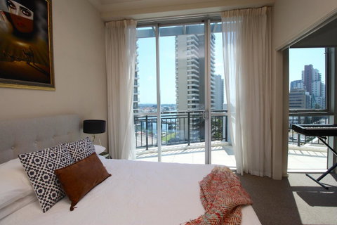 PeepSleep Chevron Towers - Kempsey Accommodation 4