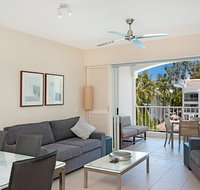 5231 BEACH CLUB PENTHOUSE - Kempsey Accommodation