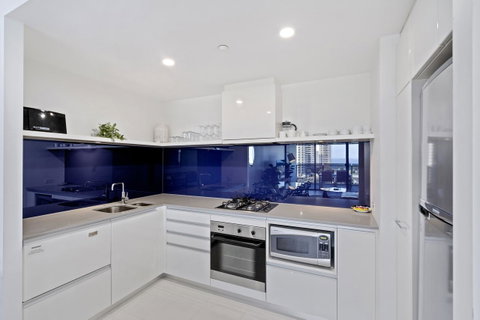 Circle On Cavill - Gclr - Kempsey Accommodation 4