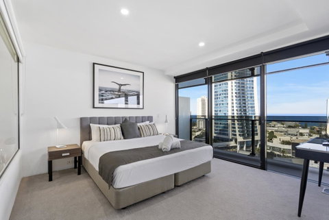 Circle On Cavill - Gclr - Kempsey Accommodation 9