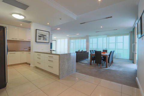 Reflection On The Sea - Kempsey Accommodation 13
