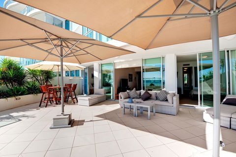 Reflection On The Sea - Kempsey Accommodation 28