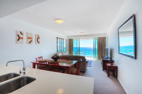 Reflection On The Sea - Kempsey Accommodation 8