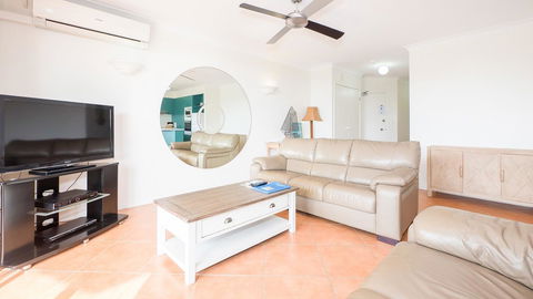 Currumbin Sands On The Beach - Kempsey Accommodation 14