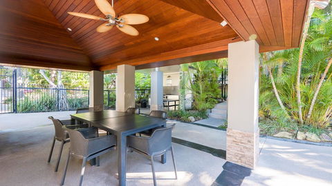 Currumbin Sands On The Beach - Kempsey Accommodation 30