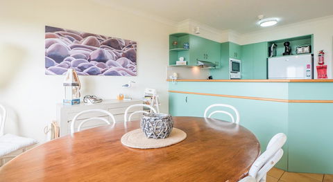 Currumbin Sands On The Beach - Kempsey Accommodation 18